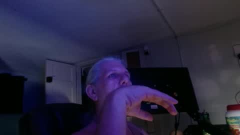 Snapshot of pincoffin chatting on 02.26.25 Pincoffin online show from 02.26.25