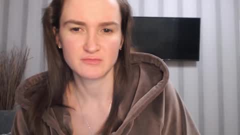       online show from 01.05.25
