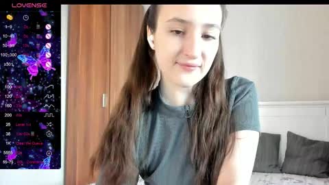 Snapshot of pingviluly chatting on 11.02.25 pingviluly online show from 11.02.25