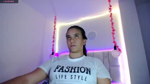 Snapshot of pink__tiffany chatting on 01.20.25 tiffany online show from 01.20.25