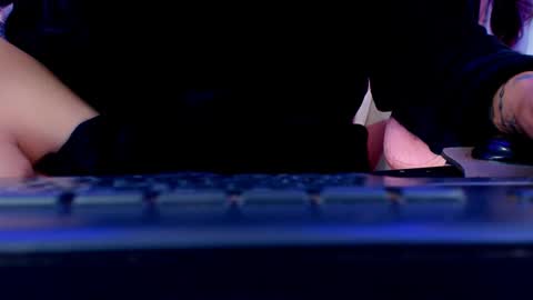 Snapshot of pink_blossom07 chatting on 10.30.25 pink_blossom07 online show from 10.30.25