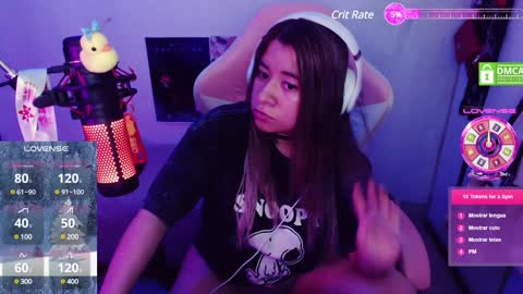 Snapshot of pink_girl0n chatting on 12.31.24 Kitty online show from 12.31.24