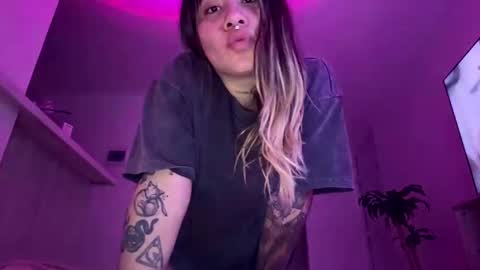 KELLY  online show from 11.24.25