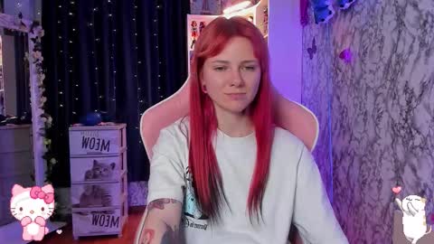 Snapshot of pink_ss chatting on 10.05.25 Saly online show from 10.05.25