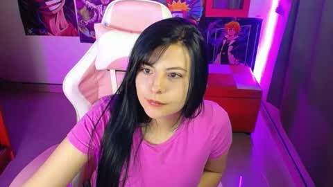pink_yuii online show from 09.20.25