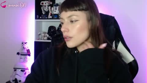 Snapshot of pinkcatlive chatting on 04.10.26 Emily online show from 04.10.26