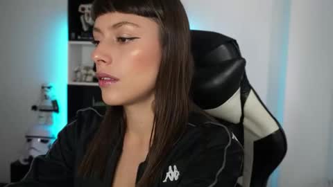 Snapshot of pinkcatlive chatting on 04.14.26 Emily online show from 04.14.26