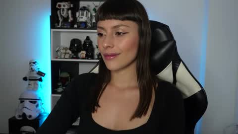 Snapshot of pinkcatlive chatting on 04.16.26 Emily online show from 04.16.26