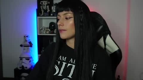 Snapshot of pinkcatlive chatting on 04.22.26 Emily online show from 04.22.26