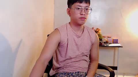 Snapshot of pinkcock_froi chatting on 01.09.25 froi online show from 01.09.25