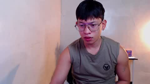 Snapshot of pinkcock_froi chatting on 01.13.25 froi online show from 01.13.25