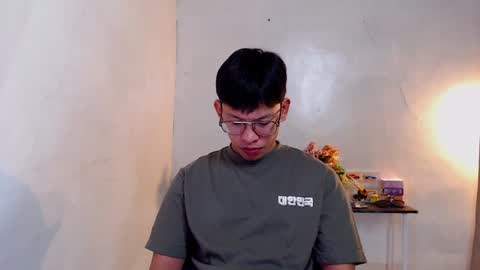Snapshot of pinkcock_froi chatting on 01.16.25 froi online show from 01.16.25