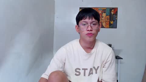 Snapshot of pinkcock_froi chatting on 02.01.25 froi online show from 02.01.25