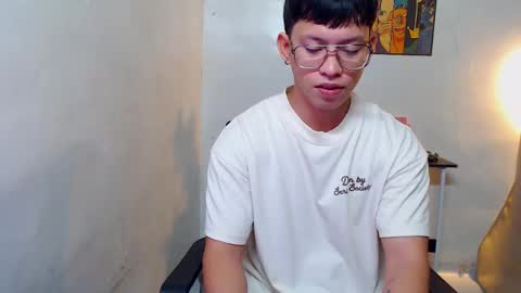 Snapshot of pinkcock_froi chatting on 02.13.25 froi online show from 02.13.25