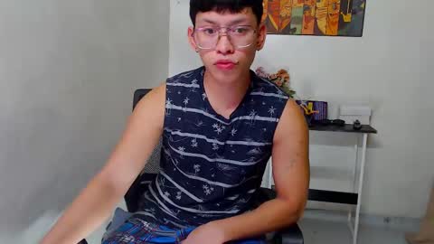 Snapshot of pinkcock_froi chatting on 02.17.25 froi online show from 02.17.25
