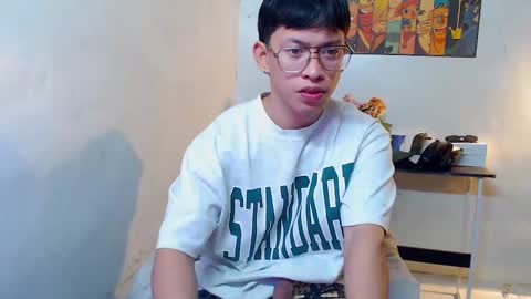 Snapshot of pinkcock_froi chatting on 02.25.25 froi online show from 02.25.25