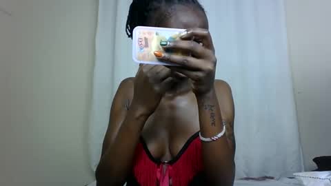 Pinkie online show from 02.17.25