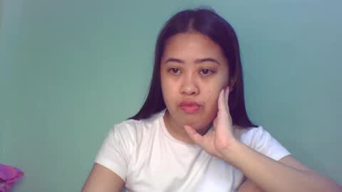 Snapshot of pinkish_shine chatting on 01.27.25 Hi its me shine online show from 01.27.25