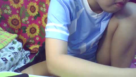 Snapshot of pinkish_shine chatting on 02.11.25 Hi its me shine online show from 02.11.25