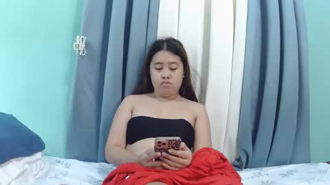 Snapshot of pinkish_shine chatting on 09.18.25 Hi its me shine online show from 09.18.25