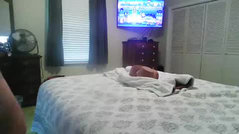 pinkismyfavoriteskincolor online show from 10.12.25