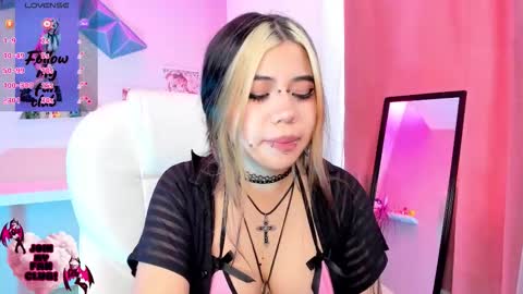 PINKK online show from 11.10.25