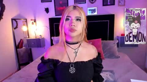 Snapshot of pinkk_demon chatting on 02.18.26 PINKK online show from 02.18.26