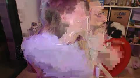 Snapshot of pinkladyx2 chatting on 02.25.25 pinkladyx2 online show from 02.25.25