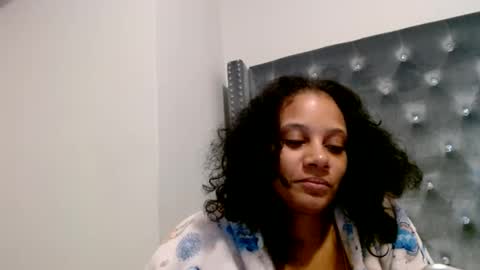 Snapshot of pinkmonae chatting on 12.26.24 pinksugar online show from 12.26.24