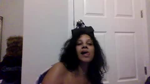 Snapshot of pinkmonae chatting on 01.10.25 pinksugar online show from 01.10.25