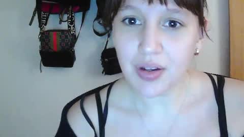 Nicky online show from 04.17.26