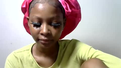 pinky_lov online show from 02.17.25