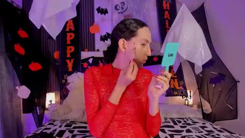 Snapshot of pinky_peach_ chatting on 11.04.25 Peachy online show from 11.04.25