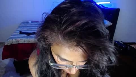 Snapshot of pinky_pinky_ chatting on 01.17.25 VIOLETA LOPEZ online show from 01.17.25