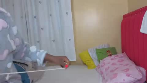 pinky_winky2 online show from 10.29.25