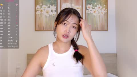 Polly online show from 04.04.26