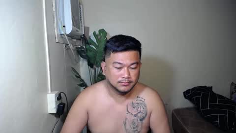 Snapshot of pinoy041087 chatting on 10.09.25 pinoy041087 online show from 10.09.25