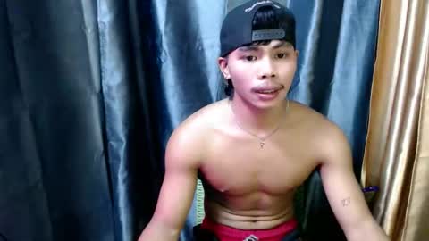 Snapshot of pinoy_fuckboy69 chatting on 04.19.26 pinoy_fuckboy69 online show from 04.19.26