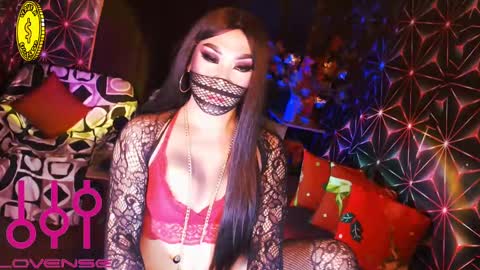 Snapshot of pinoy_handsomexx chatting on 01.18.25 Miss Stefana Defowta online show from 01.18.25