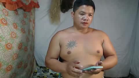 pinoyhotchubby85 online show from 09.17.25