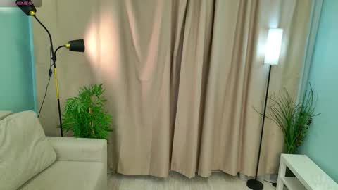 Snapshot of pinquinn chatting on 02.09.26 pinquinn online show from 02.09.26