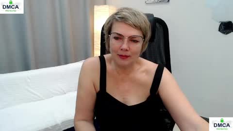 Bella online show from 04.16.26