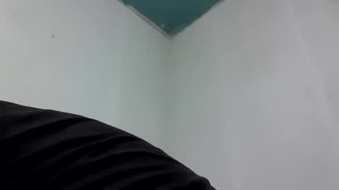 Snapshot of piotrmaftei76 chatting on 11.15.25 piotrmaftei76 online show from 11.15.25