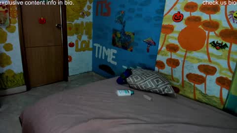 VALENTINA y PIPE online show from 12.10.24