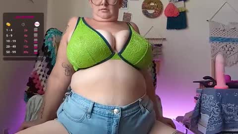 Em online show from 12.09.24