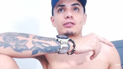 Snapshot of pitersonnt chatting on 10.09.25 pitersonnt online show from 10.09.25