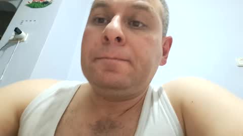 Snapshot of pixel53 chatting on 01.01.25 Gkay53 online show from 01.01.25