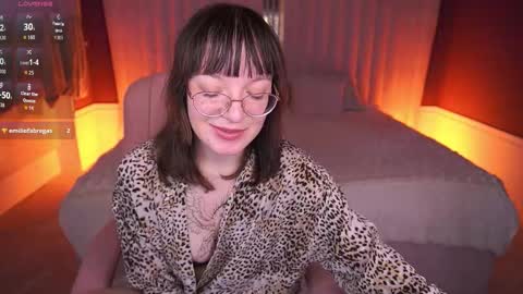 pixiepeachh online show from 10.29.25