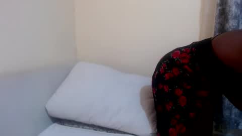 pixietease1 online show from 09.27.25