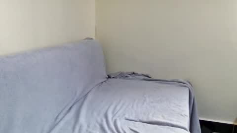 pixietease1 online show from 10.18.25